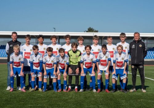 U15